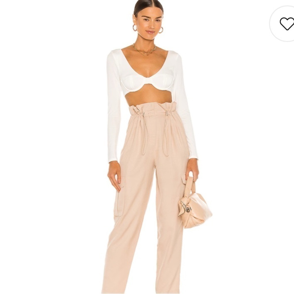 NWT Revolve Alizeh cropped Top in White Size XL